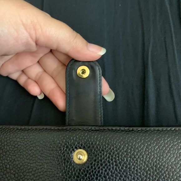 Authentic chanel wallet - Picture 5 of 15